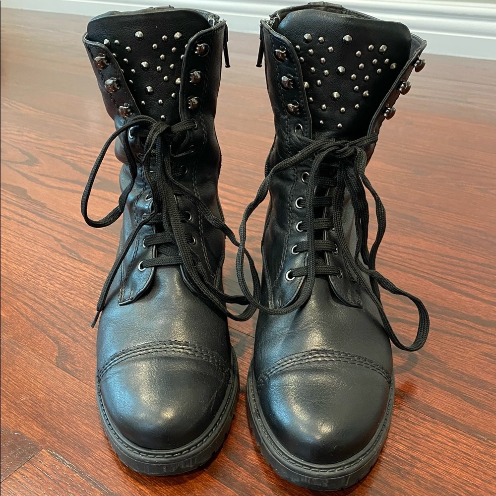 FiveSeventyFive Black Leather Lace Up Stud Embellished Combat Boots - sz 8